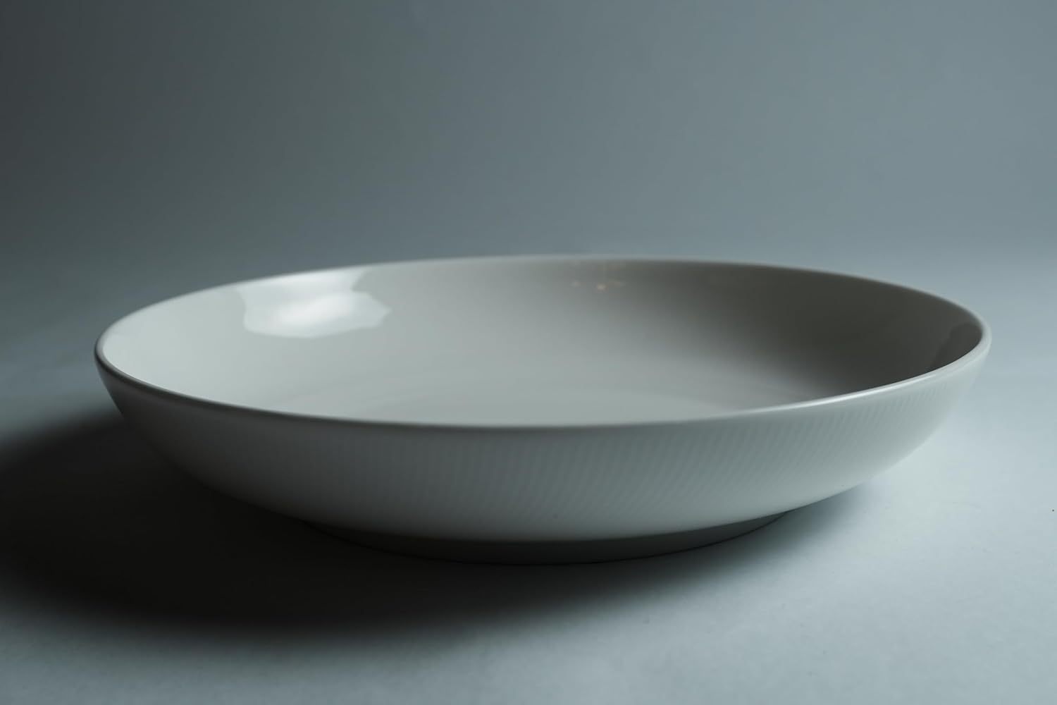 Lily Bone China Dinnerware Set, 4 Pieces, 8.5-inch White Pasta, Salad, Fruit Plate - Image 2